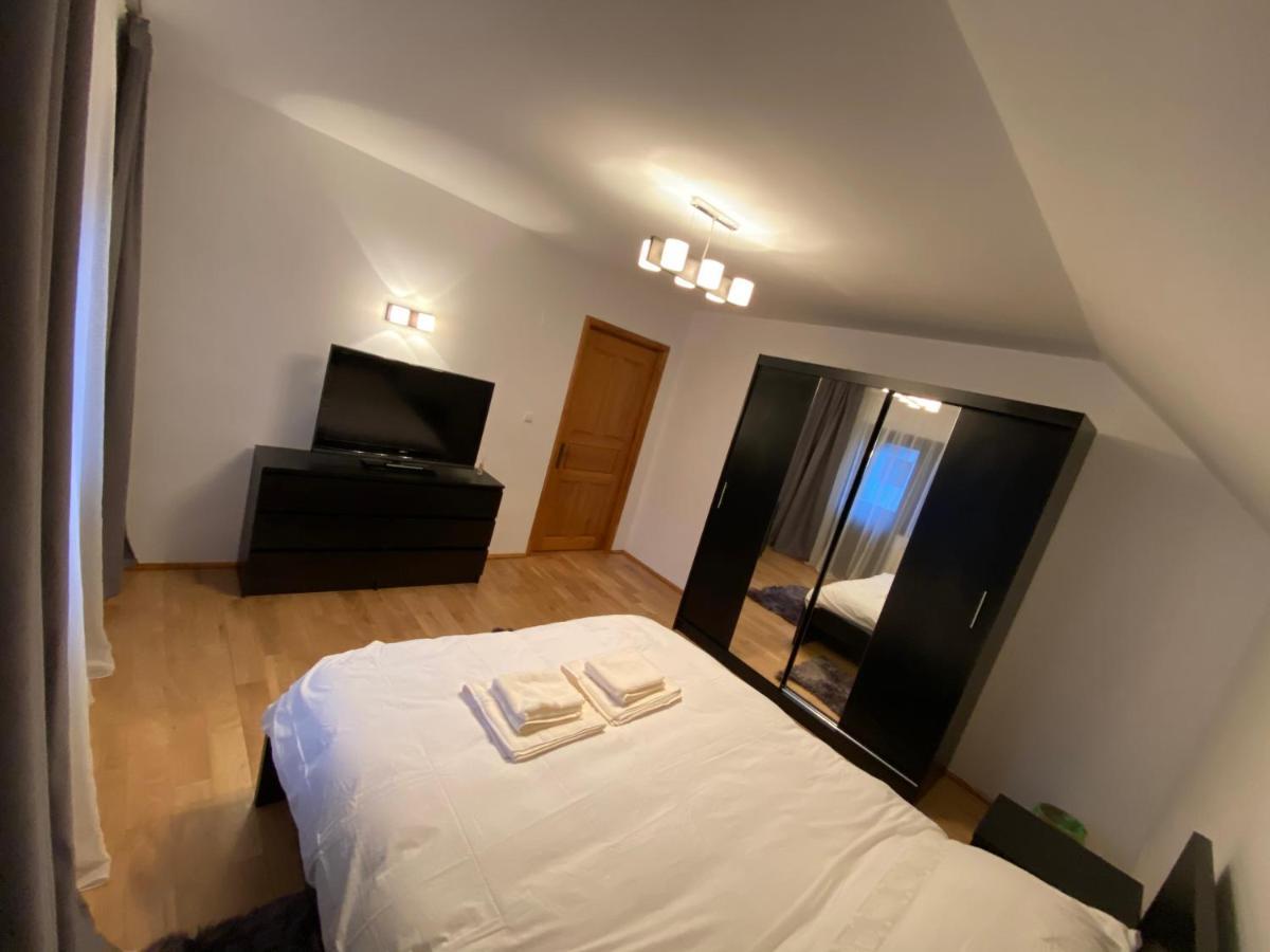 Jack Residence Буштені Екстер'єр фото