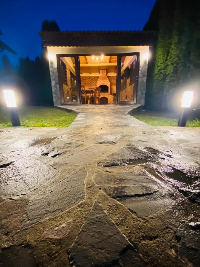 Jack Residence Буштені Екстер'єр фото